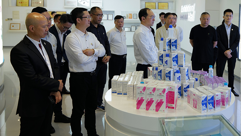 汕頭市僑青聯(lián)赴洛斯特制藥調(diào)研指導